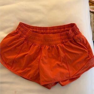 Lululemon Women's Hotty Hots  Athletic Running Shorts in Bright Orange size 6